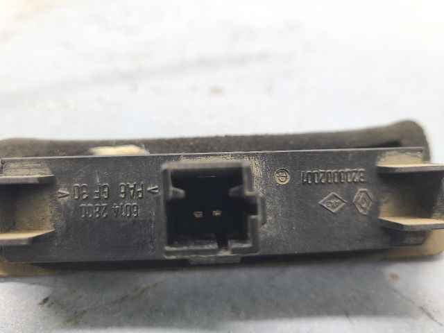 bontott RENAULT ESPACE IV Csomagtér Nyitó Kar / Gomb