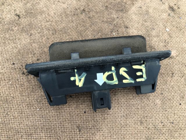 bontott RENAULT ESPACE IV Csomagtér Nyitó Kar / Gomb