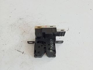 bontott RENAULT ESPACE IV Csomagtérajtó Zárszerkezet