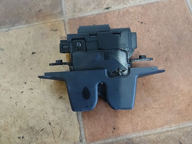 bontott RENAULT ESPACE IV Csomagtérajtó Zárszerkezet