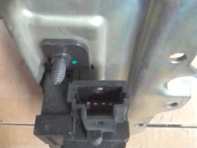 bontott RENAULT ESPACE IV Csomagtérajtó Zárszerkezet