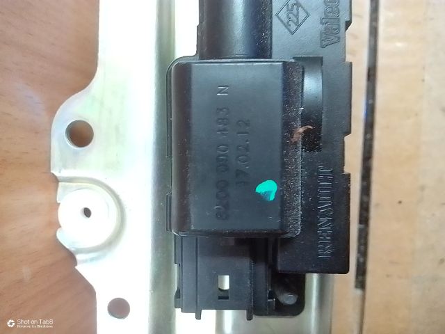 bontott RENAULT ESPACE IV Csomagtérajtó Zárszerkezet