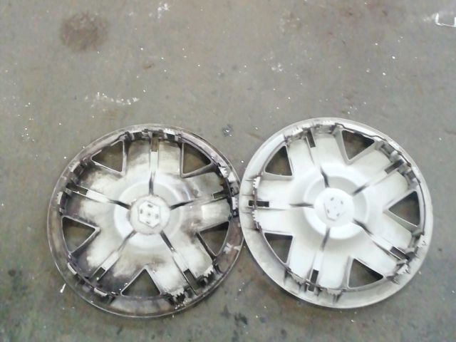 bontott RENAULT ESPACE IV Dísztárcsa Pár