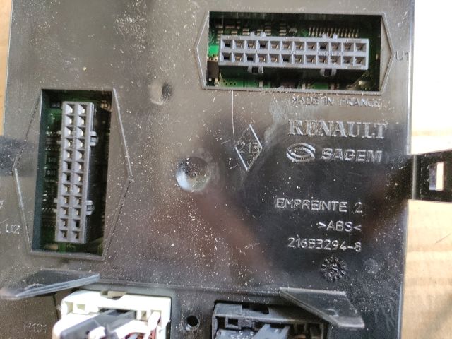 bontott RENAULT ESPACE IV Elektronika (Magában)