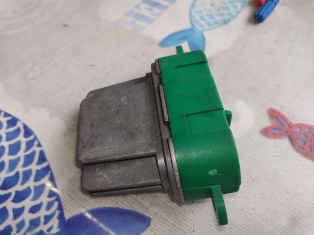 bontott RENAULT ESPACE IV Előtét Ellenállás Fűtőmotor