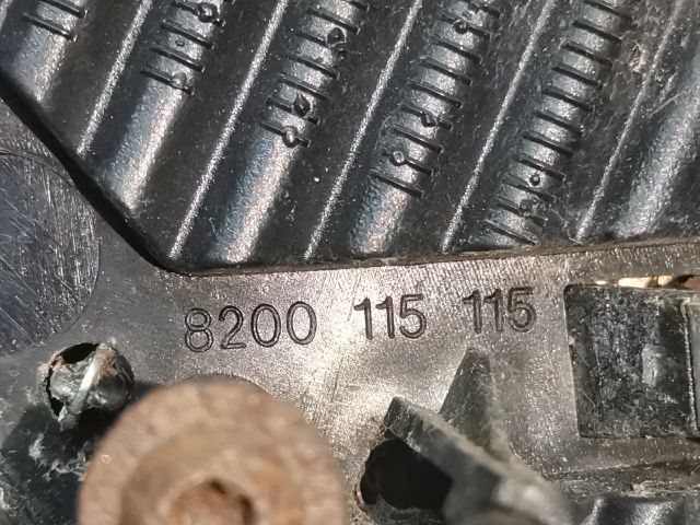 bontott RENAULT ESPACE IV Első Embléma