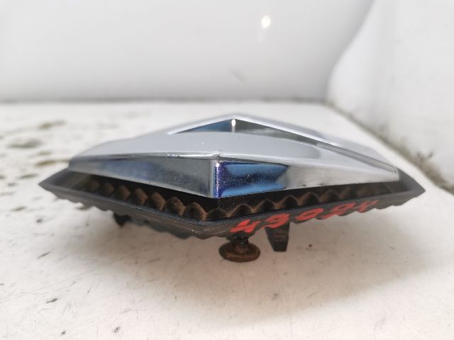 bontott RENAULT ESPACE IV Első Embléma