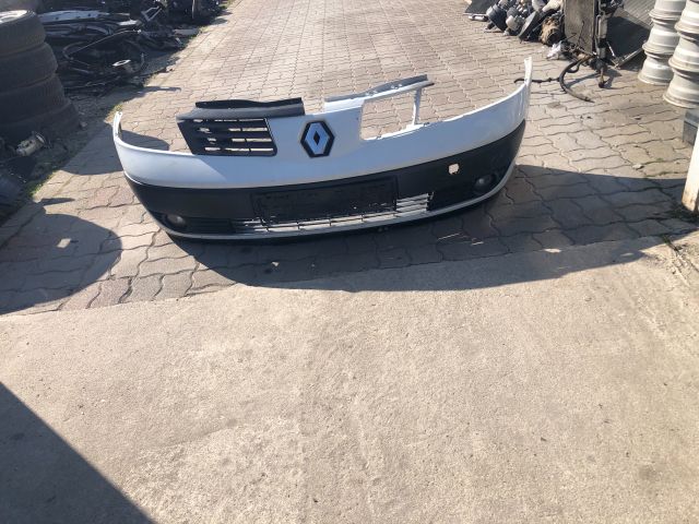 bontott RENAULT ESPACE IV Első Lökhárító (Részeivel)