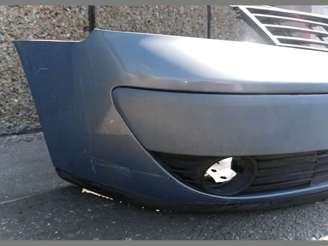 bontott RENAULT ESPACE IV Első Lökhárító (Részeivel)