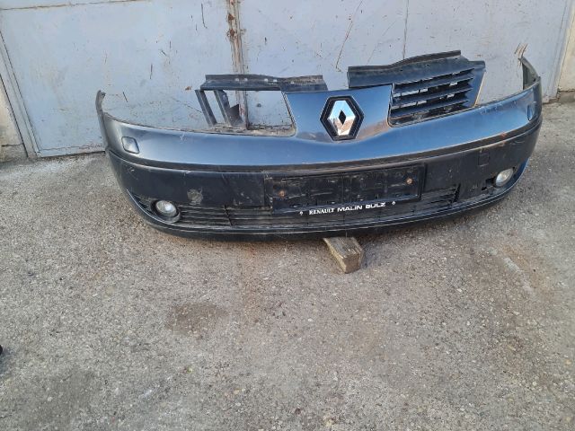 bontott RENAULT ESPACE IV Első Lökhárító (Részeivel)