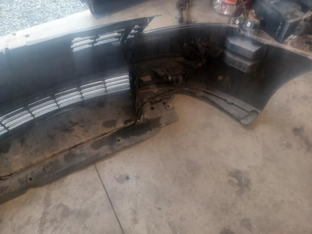 bontott RENAULT ESPACE IV Első Lökhárító (Üresen)