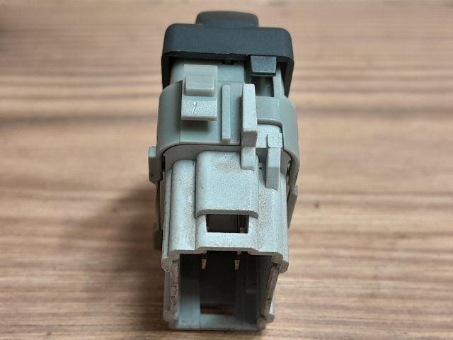 bontott RENAULT ESPACE IV ESP Kapcsoló