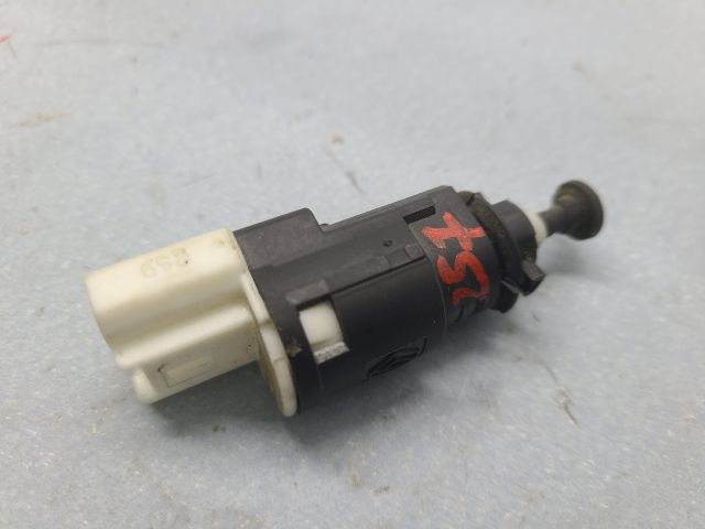 bontott RENAULT ESPACE IV Fék Pedál Kapcsoló