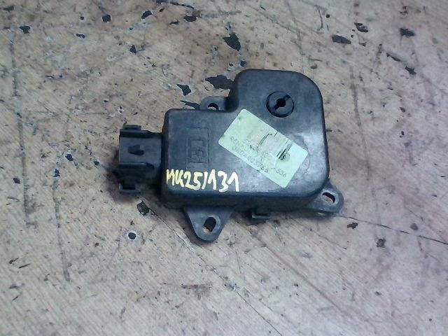 bontott RENAULT ESPACE IV Fűtés Állító Motor