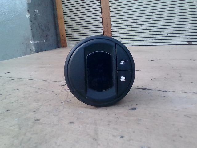 bontott RENAULT ESPACE IV Fűtéskapcsoló