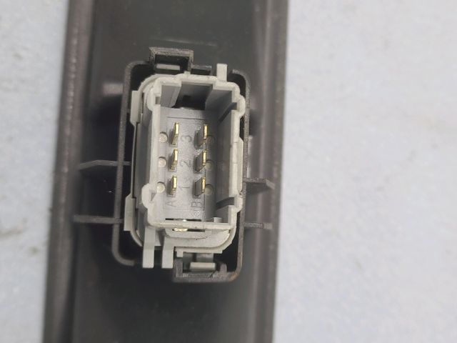 bontott RENAULT ESPACE IV Jobb első Ablakemelő Kapcsoló