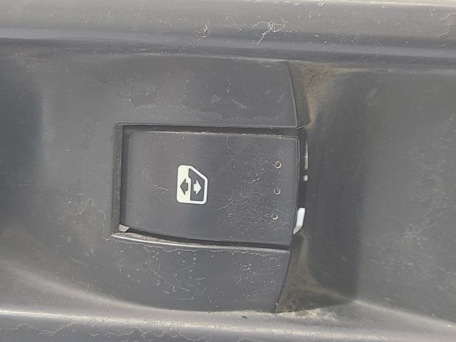 bontott RENAULT ESPACE IV Jobb első Ablakemelő Kapcsoló