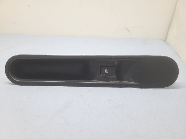 bontott RENAULT ESPACE IV Jobb első Ablakemelő Kapcsoló