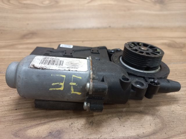 bontott RENAULT ESPACE IV Jobb első Ablakemelő Motor