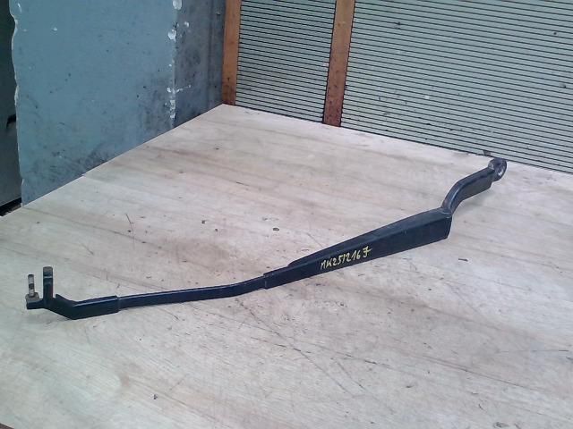 bontott RENAULT ESPACE IV Jobb első Ablaktörlő Kar