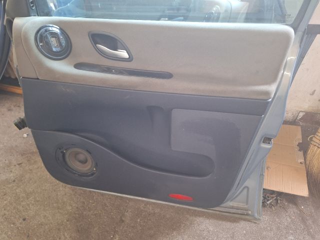 bontott RENAULT ESPACE IV Jobb első Ajtó (Részeivel)