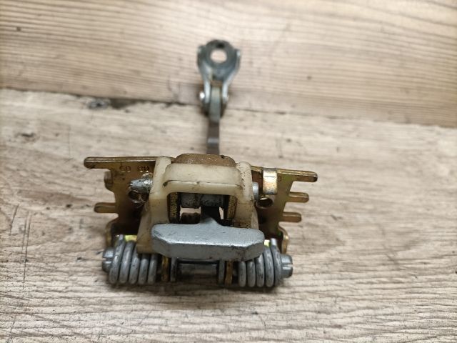 bontott RENAULT ESPACE IV Jobb első Ajtóhatároló