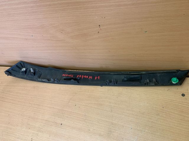 bontott RENAULT ESPACE IV Jobb első Sárvédő Díszléc