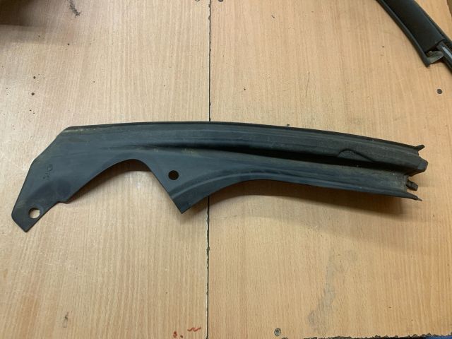 bontott RENAULT ESPACE IV Jobb első Sárvédő Zajszigetelés