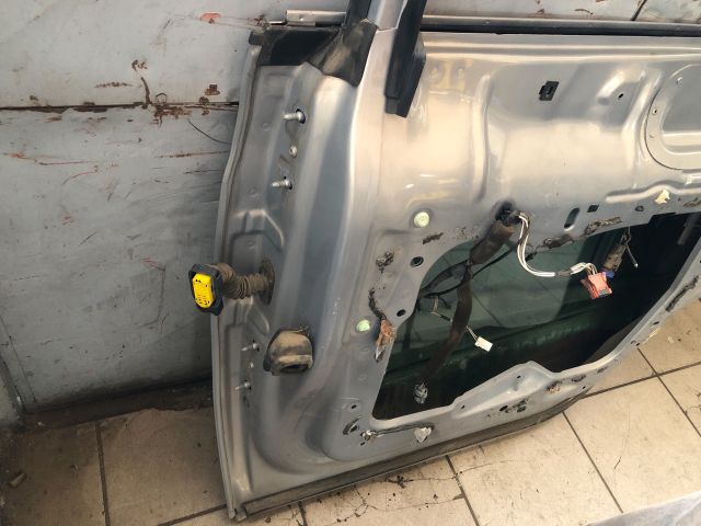 bontott RENAULT ESPACE IV Jobb hátsó Ajtó (Üres lemez)