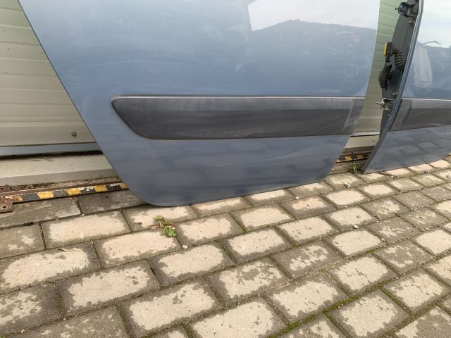 bontott RENAULT ESPACE IV Jobb hátsó Ajtó (Üres lemez)