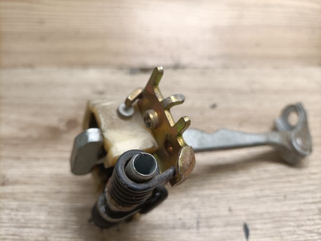 bontott RENAULT ESPACE IV Jobb hátsó Ajtóhatároló