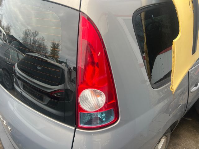 bontott RENAULT ESPACE IV Jobb Hátsó Lámpa