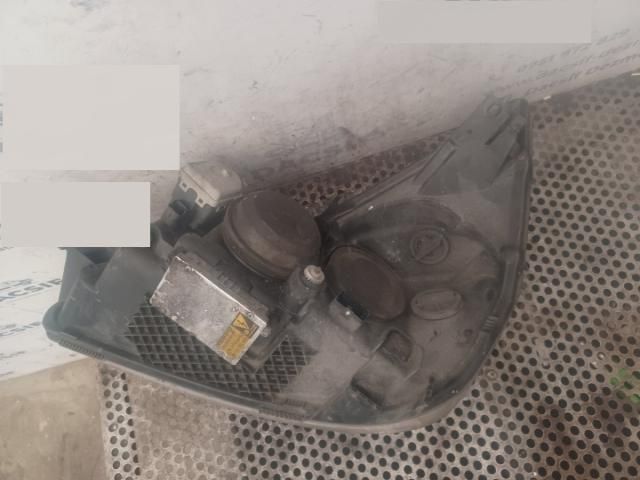 bontott RENAULT ESPACE IV Jobb Xenon Fényszóró