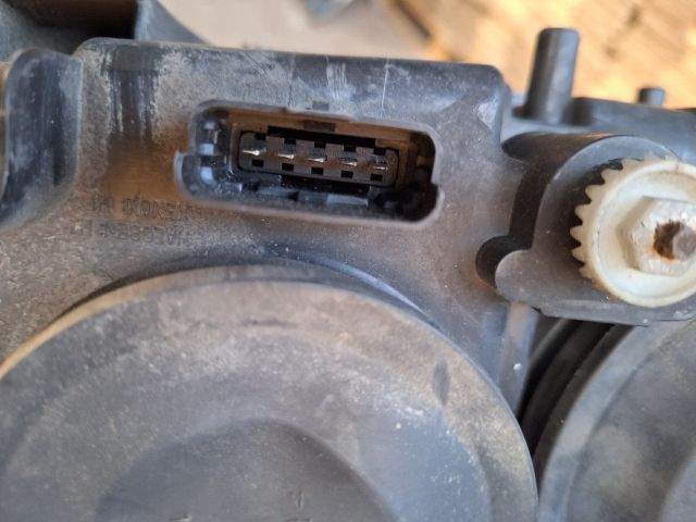 bontott RENAULT ESPACE IV Jobb Xenon Fényszóró