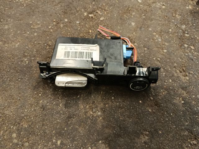 bontott RENAULT ESPACE IV Kártyaolvasó