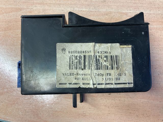 bontott RENAULT ESPACE IV Kártyaolvasó