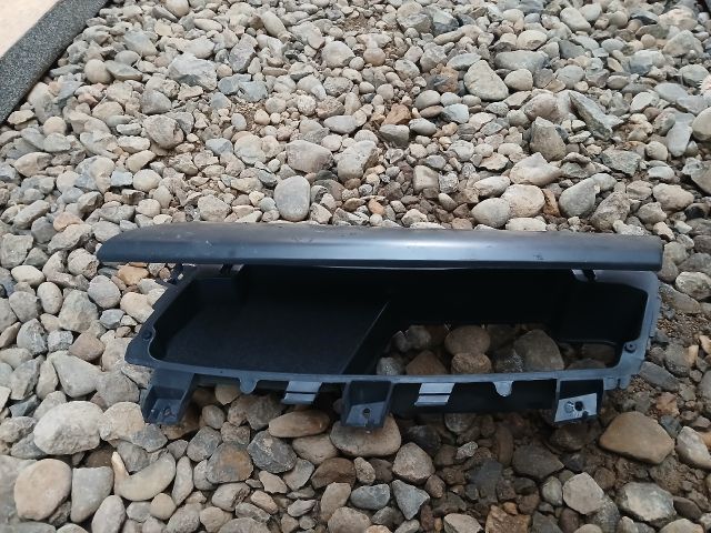 bontott RENAULT ESPACE IV Kesztyűtartó Ajtó