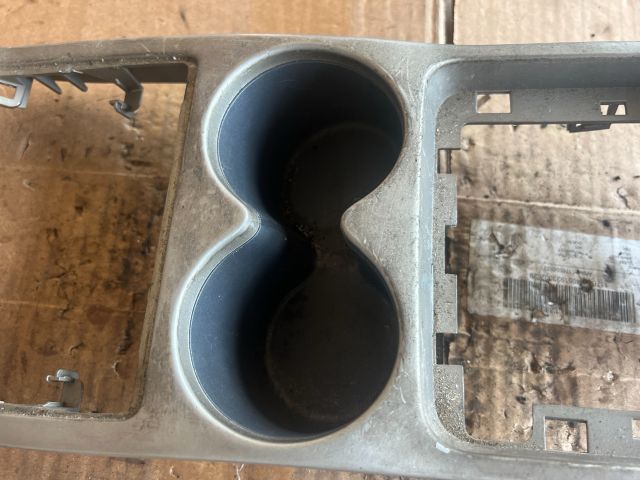 bontott RENAULT ESPACE IV Középkonzol Keret