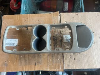 bontott RENAULT ESPACE IV Középkonzol Keret