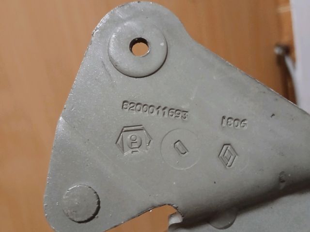 bontott RENAULT ESPACE IV Motorháztető Zsanér Pár