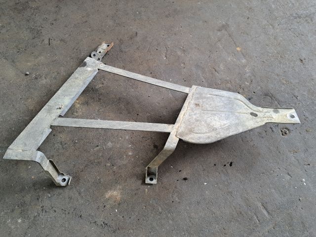 bontott RENAULT ESPACE IV Pótkerék Tartó Fenéklemez