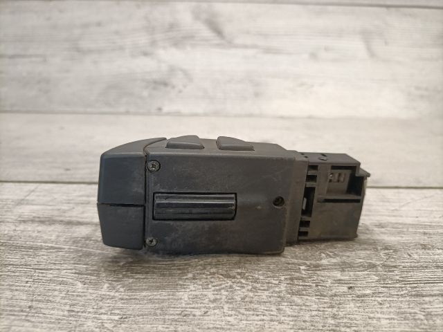 bontott RENAULT ESPACE IV Rádió / CD Kapcsoló