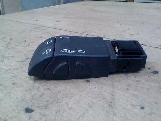 bontott RENAULT ESPACE IV Rádió / CD Kapcsoló