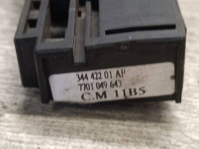 bontott RENAULT ESPACE IV Rádió / CD Kapcsoló