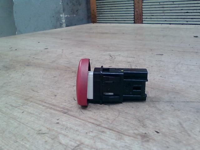 bontott RENAULT ESPACE IV Vészvillogó Kapcsoló