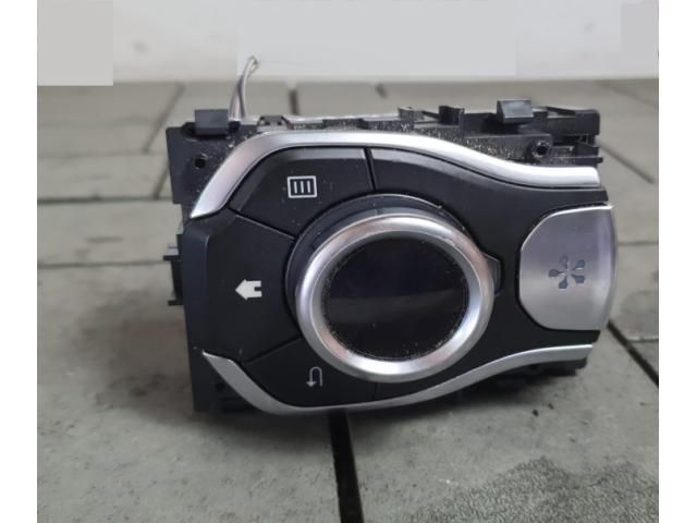 bontott RENAULT ESPACE Multimédia Vezérlő