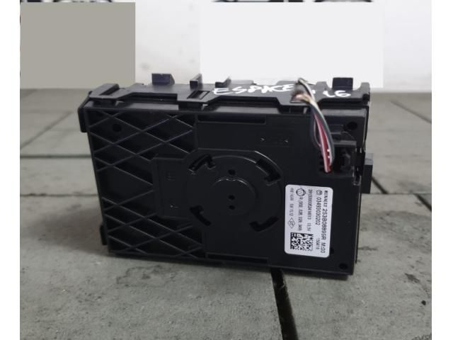 bontott RENAULT ESPACE Multimédia Vezérlő