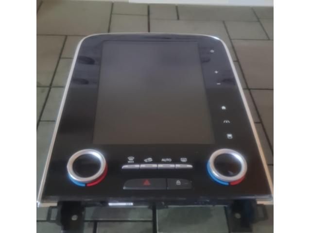 bontott RENAULT ESPACE Navigációs Fejegység