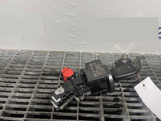 bontott RENAULT EXPRESS Gyújtáskapcsoló