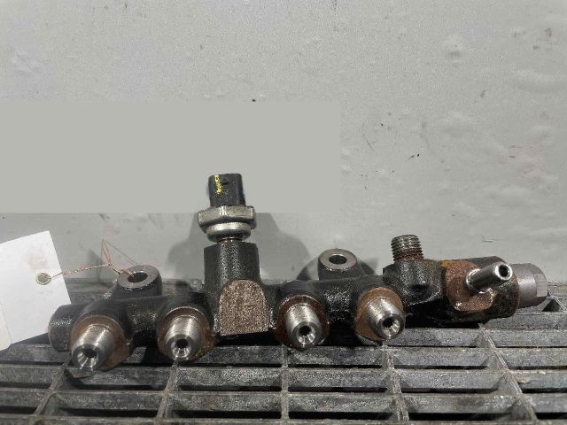 bontott RENAULT EXPRESS Közösnyomócső